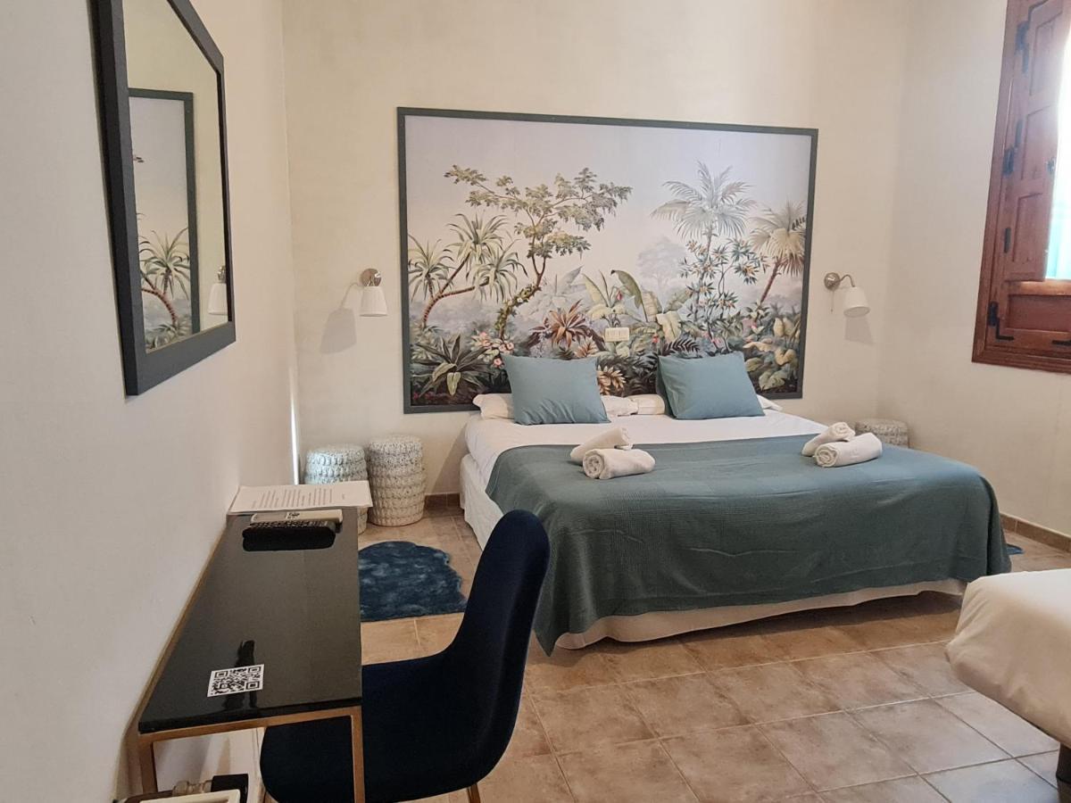 Hostal La Colonial Мадригал де ла Вера Екстериор снимка