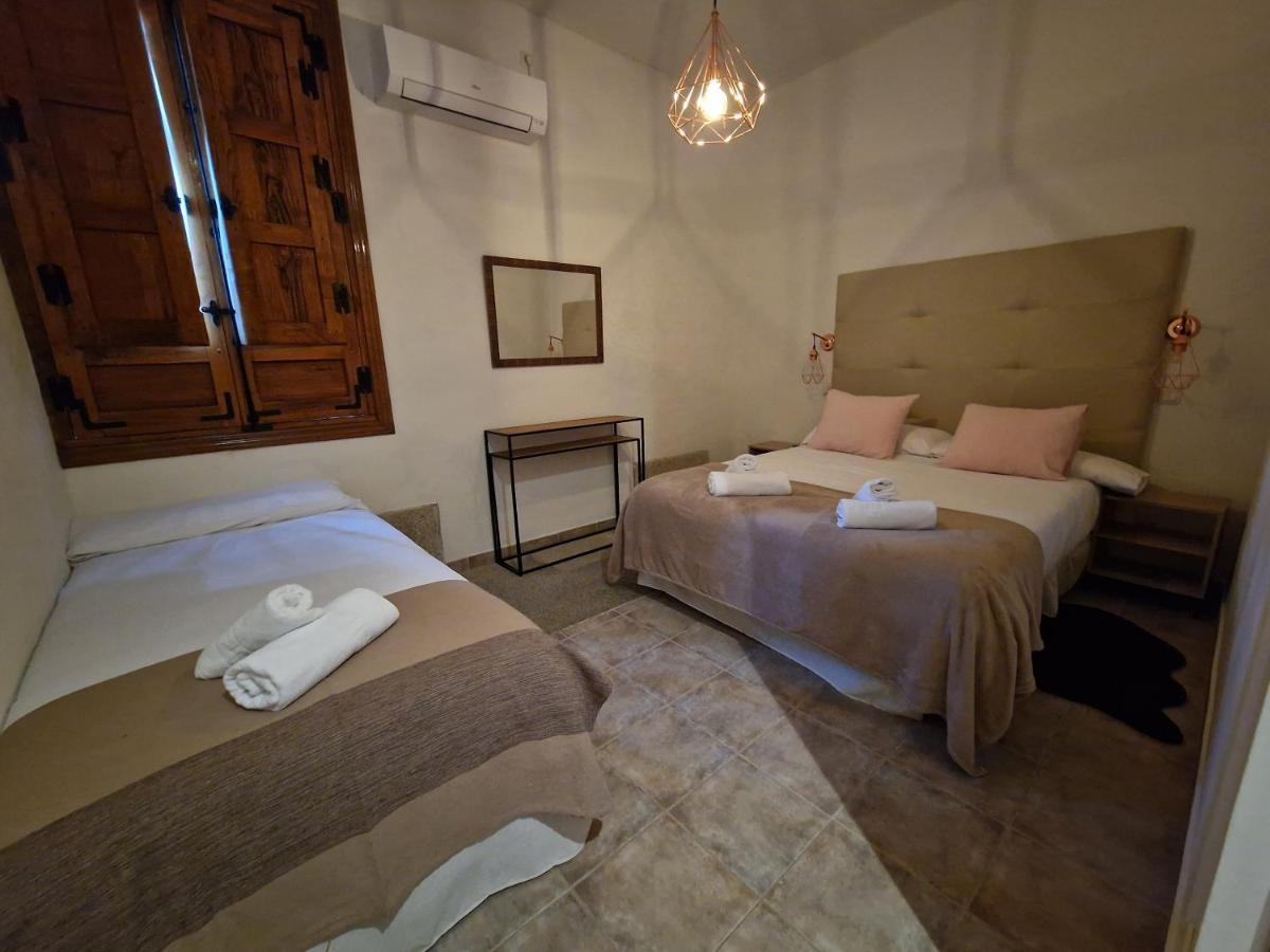Hostal La Colonial Мадригал де ла Вера Екстериор снимка