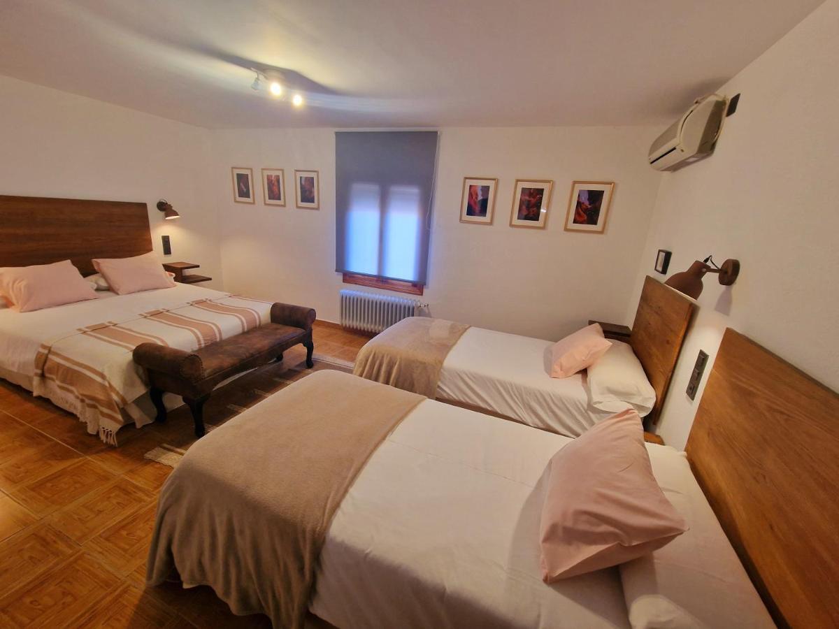 Hostal La Colonial Мадригал де ла Вера Стая снимка
